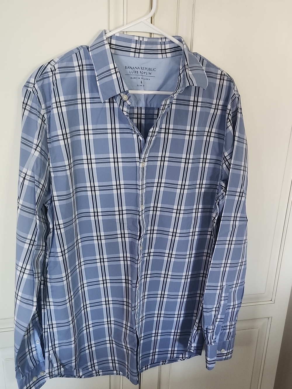 Banana Republic Light Blue Plaid Men's Button-Down Shirt